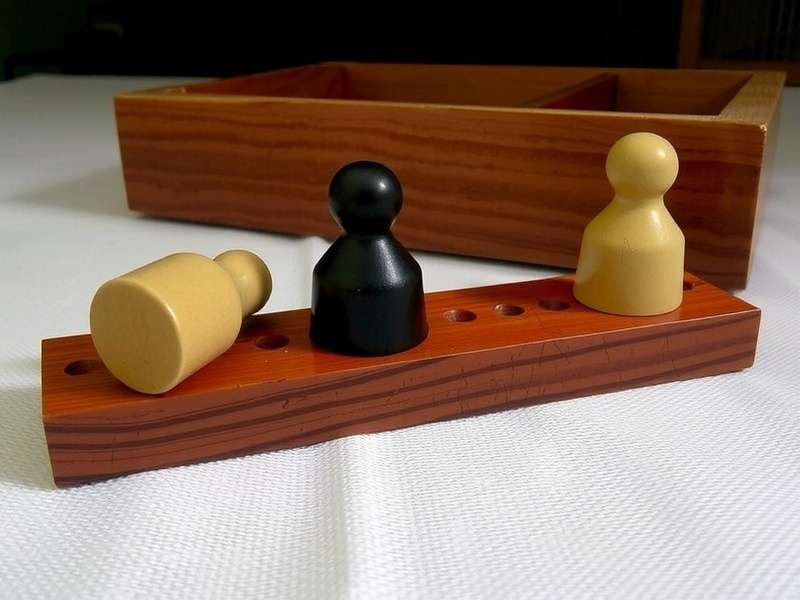 थीमेटिक कलरफुल क्रिबेज पेग्स